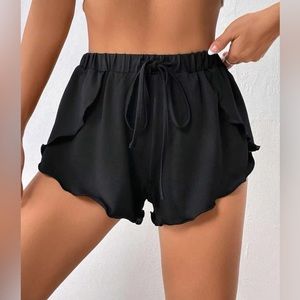 Black fun shorts